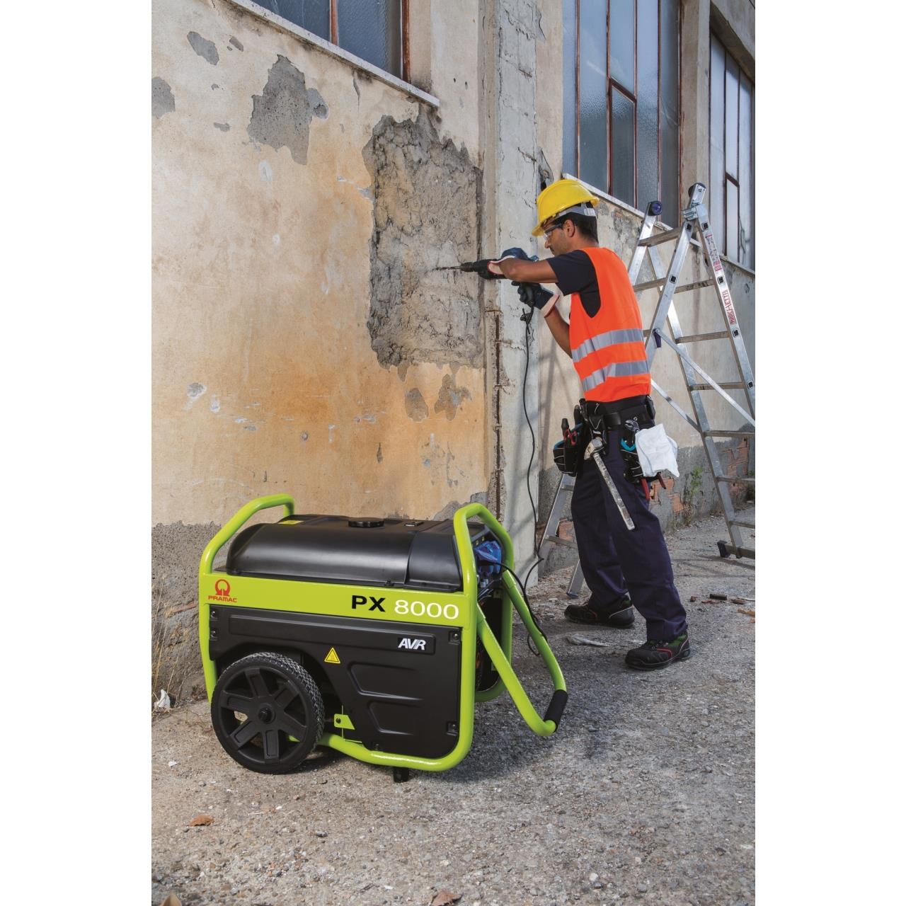 100008116 Stromerzeuger PX 8000 - THI AVR 230V / 400V - BENZIN - E START